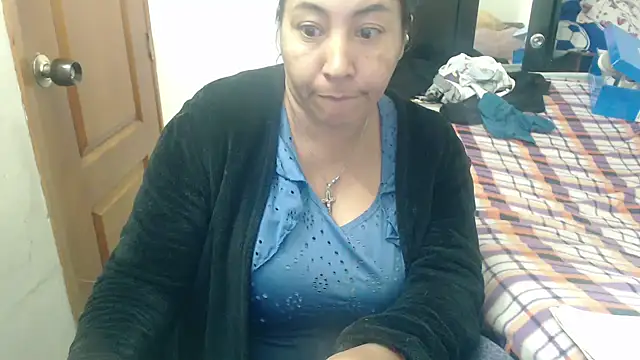 Siblleyx online show from November 2025 07:35:01 PM