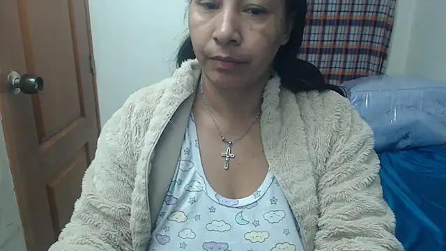 Snapshot of Siblleyx chatting on May 2026 11:32:01 PM Siblleyx online show from May 2026 11:32:01 PM