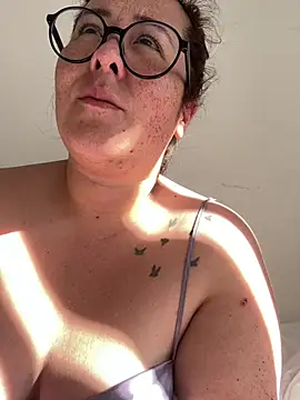 Snapshot of SweetRomina chatting on March 2026 03:29:02 PM SweetRomina online show from March 2026 03:29:02 PM