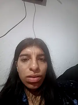 Snapshot of Ariell_Kieran chatting on May 2026 02:06:02 AM Ariell Kieran online show from May 2026 02:06:02 AM