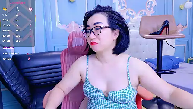 LucianaMe online show from July 2026 02:38:02 PM