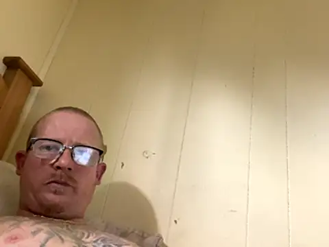 Snapshot of ClimbedCaelum chatting on November 2025 07:27:01 PM ClimbedCaelum online show from November 2025 07:27:01 PM