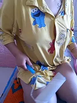 yanyan-aa online show from February 2025 04:25:01 AM