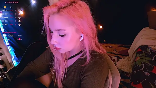 Snapshot of Bibi_Iva chatting on March 2026 06:34:02 PM Bibi Iva online show from March 2026 06:34:02 PM