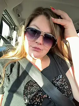 Lars-Lola online show from March 2026 03:30:01 PM