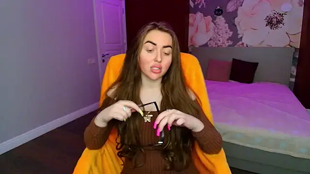 Snapshot of MissisCaty chatting on May 2026 01:56:01 AM MissisCaty online show from May 2026 01:56:01 AM