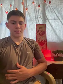 JamesCr  online show from February 2025 12:03:02 PM