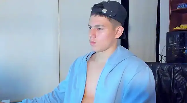 JamesCr  online show from February 2025 04:58:01 AM