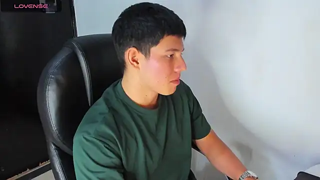 JamesCr  online show from March 2025 08:15:01 AM