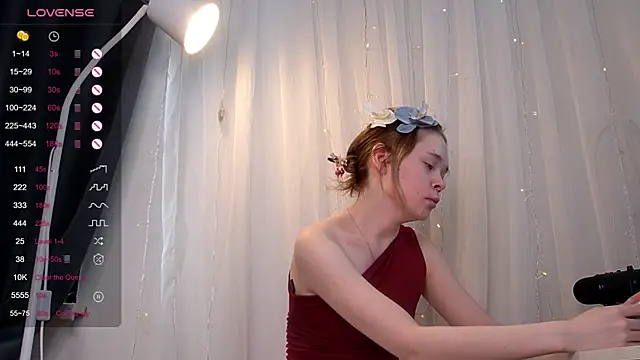 Kellybbface online show from June 2026 04:24:01 AM