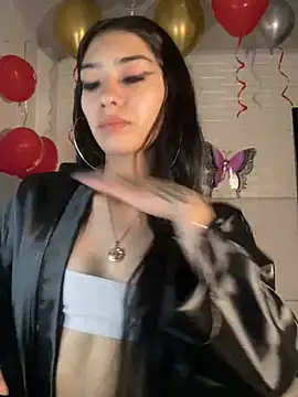 Snapshot of TayylorSexx chatting on February 2025 04:26:02 AM TayylorSexx online show from February 2025 04:26:02 AM