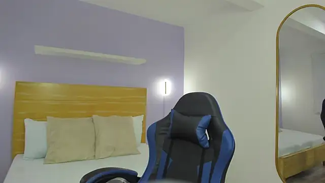tiffanny doll  online show from May 2026 12:23:01 PM