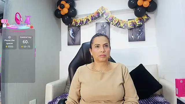 GochitaWild online show from October 2025 12:59:01 PM