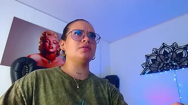 Snapshot of Taliana36 chatting on February 2025 12:55:02 PM Taliana36 online show from February 2025 12:55:02 PM