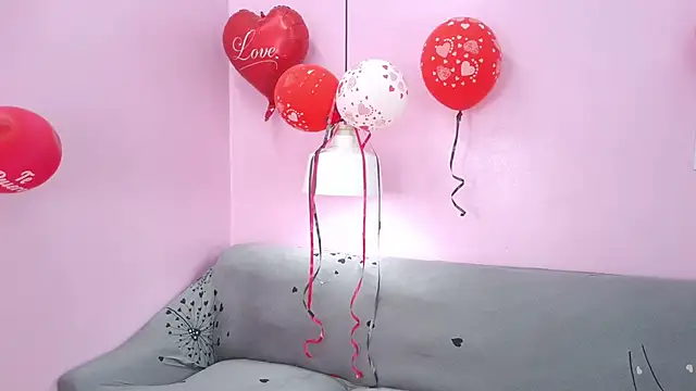 Snapshot of Hiyakasudere chatting on February 2026 06:41:02 PM Hiyakasudere online show from February 2026 06:41:02 PM