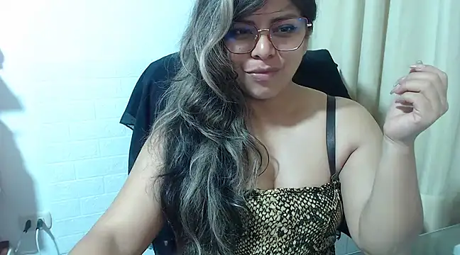 Snapshot of KatteAngelLat chatting on March 2025 04:37:02 AM KatteAngelLat online show from March 2025 04:37:02 AM