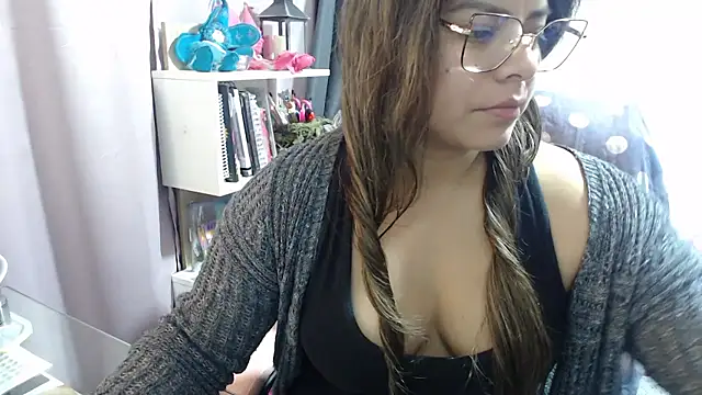 Snapshot of KatteAngelLat chatting on October 2025 12:00:01 AM KatteAngelLat online show from October 2025 12:00:01 AM