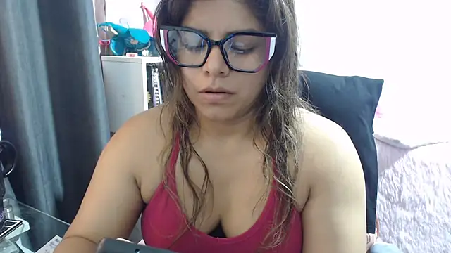 Snapshot of KatteAngelLat chatting on March 2026 12:28:01 AM KatteAngelLat online show from March 2026 12:28:01 AM