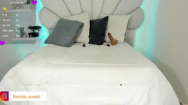 Danielaangelina online show from February 2026 06:22:01 AM