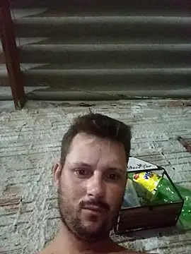 leocir081995 online show from March 2025 10:48:02 PM