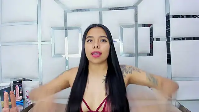 Snapshot of ZoeWan69 chatting on February 2025 06:43:02 PM ZoeWan69 online show from February 2025 06:43:02 PM