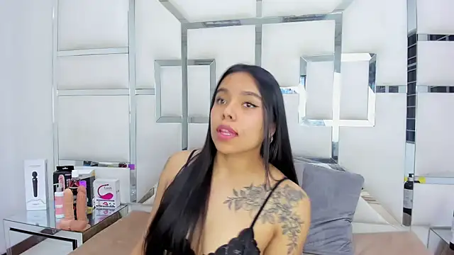 Snapshot of ZoeWan69 chatting on March 2025 06:41:02 PM ZoeWan69 online show from March 2025 06:41:02 PM