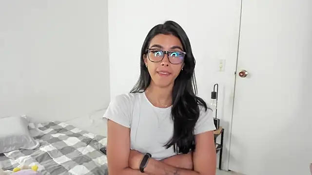 Mazikeen  18 online show from May 2026 12:46:02 PM