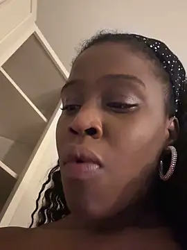 Snapshot of IndigoMystique chatting on March 2025 10:44:02 AM IndigoMystique online show from March 2025 10:44:02 AM