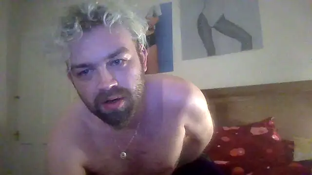 Snapshot of Aquaca1910 chatting on February 2025 11:15:02 PM Aquaca1910 online show from February 2025 11:15:02 PM