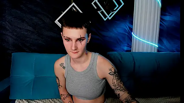 Snapshot of LindaBryantt chatting on March 2025 10:41:01 AM LindaBryantt online show from March 2025 10:41:01 AM