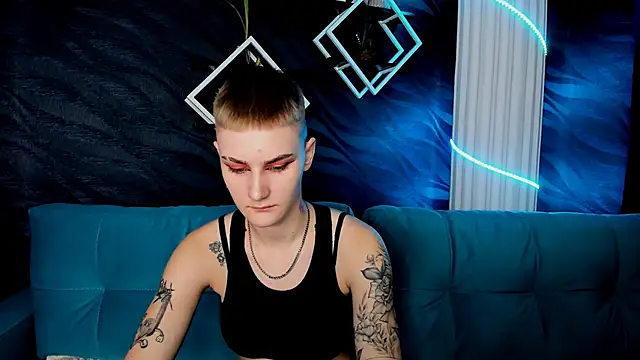 Snapshot of LindaBryantt chatting on March 2025 03:11:02 AM LindaBryantt online show from March 2025 03:11:02 AM