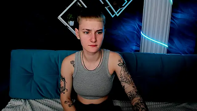 Snapshot of LindaBryantt chatting on March 2025 04:51:02 AM LindaBryantt online show from March 2025 04:51:02 AM