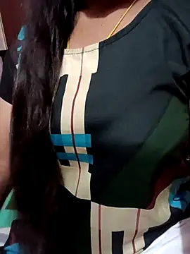 Snapshot of varsha-milky1 chatting on February 2025 04:59:02 AM varsha-milky1 online show from February 2025 04:59:02 AM