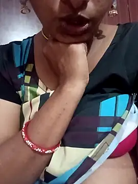 Snapshot of varsha-milky1 chatting on March 2025 09:56:02 AM varsha-milky1 online show from March 2025 09:56:02 AM