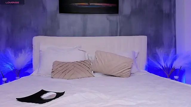 Snapshot of Ivy_Ann chatting on March 2025 08:48:01 AM Ivy Ann online show from March 2025 08:48:01 AM