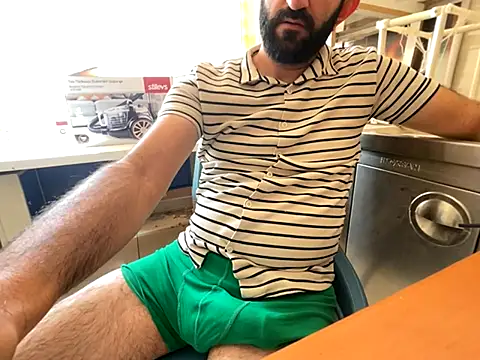 Snapshot of legolasleo chatting on September 2025 10:18:01 AM legolasleo online show from September 2025 10:18:01 AM