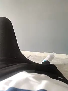 Snapshot of legolasleo chatting on October 2025 07:17:02 AM legolasleo online show from October 2025 07:17:02 AM