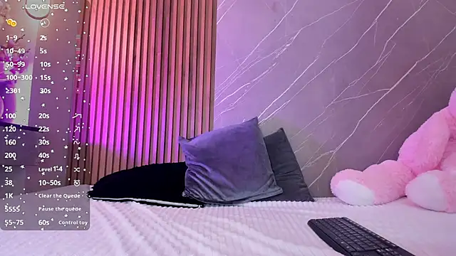 Snapshot of ariana_jhonson1 chatting on September 2025 12:53:01 PM ariana jhonson1 online show from September 2025 12:53:01 PM