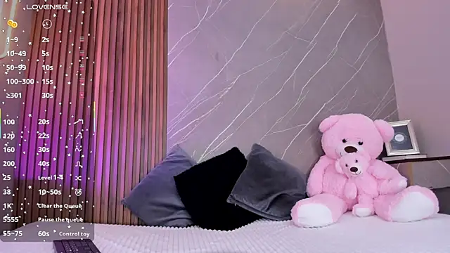 Snapshot of ariana_jhonson1 chatting on October 2025 12:37:01 PM ariana jhonson1 online show from October 2025 12:37:01 PM