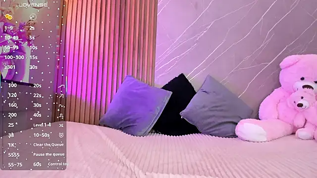 Snapshot of ariana_jhonson1 chatting on October 2025 12:38:02 PM ariana jhonson1 online show from October 2025 12:38:02 PM