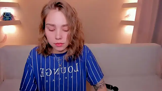 YourMegan online show from November 2025 07:47:02 PM