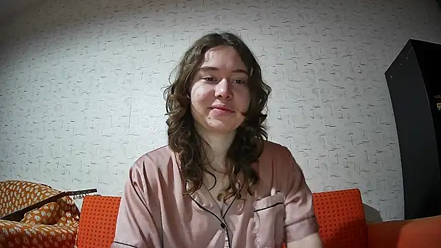 girliemilk online show from January 2026 01:43:01 AM