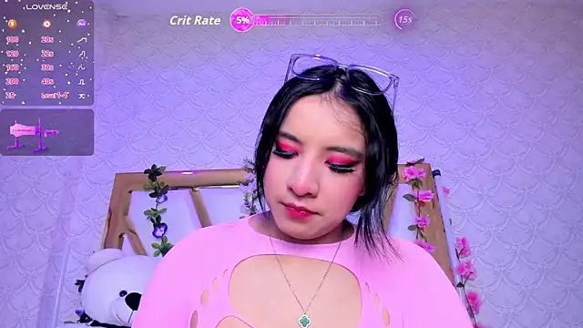 Snapshot of BeccaMathew chatting on February 2026 01:44:02 AM BeccaMathew online show from February 2026 01:44:02 AM