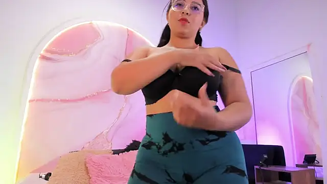 Snapshot of Sofii_Lopezz chatting on February 2026 11:36:02 AM Sofii Lopezz online show from February 2026 11:36:02 AM