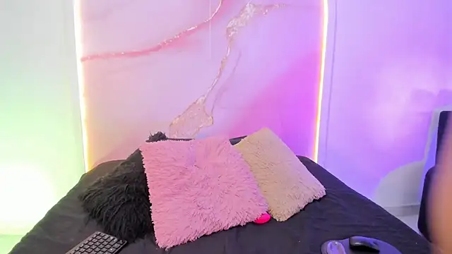 Snapshot of Sofii_Lopezz chatting on February 2026 02:24:02 PM Sofii Lopezz online show from February 2026 02:24:02 PM