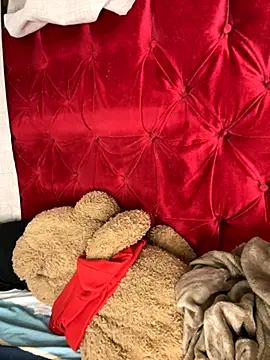 Snapshot of akirahattori chatting on October 2025 03:40:01 AM akirahattori online show from October 2025 03:40:01 AM