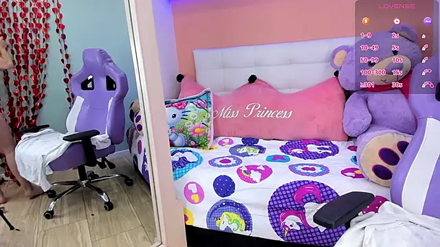 Snapshot of miss__lizeth chatting on February 2025 09:21:02 PM miss lizeth online show from February 2025 09:21:02 PM