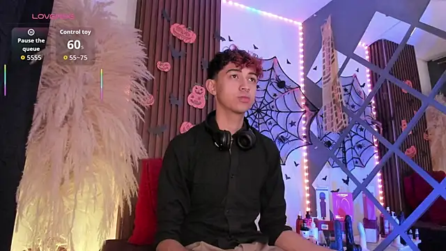 Allen Starck online show from October 2025 01:52:02 AM