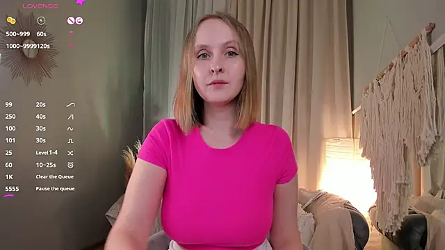 Snapshot of Agatha_Mott chatting on March 2025 03:24:01 PM Agatha Mott online show from March 2025 03:24:01 PM