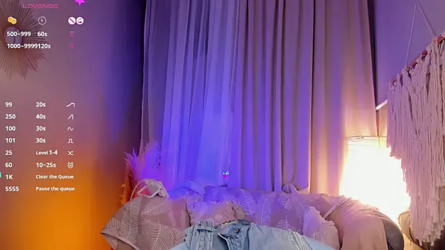 Snapshot of Agatha_Mott chatting on March 2025 11:47:02 AM Agatha Mott online show from March 2025 11:47:02 AM